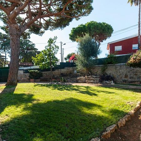 4-Bedroom House In Cascais, Near Guincho Beach Екстер'єр фото