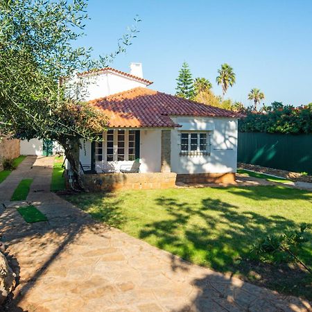 4-Bedroom House In Cascais, Near Guincho Beach Екстер'єр фото